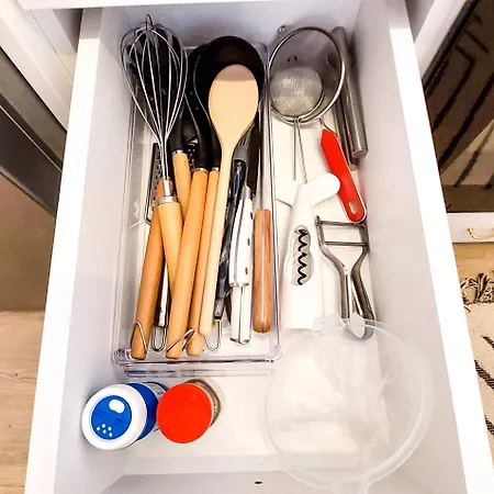 아파트 Sea View Luxury In Acropaphos, Patio, Terrace, Pool, Tv 65 Inch *