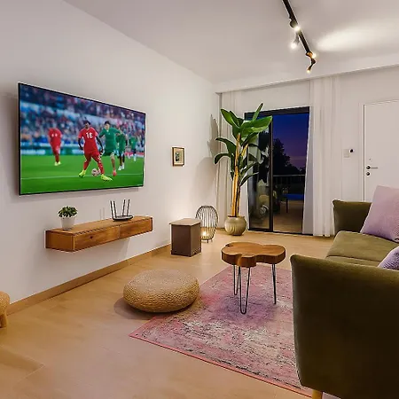 아파트 Sea View Luxury In Acropaphos, Patio, Terrace, Pool, Tv 65 Inch Klorakas