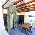 Stunning Sea View Apt, Patio, Terrace, Pool, Smart Tv65