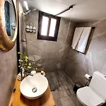 Stunning Sea View Apt, Patio, Terrace, Pool, Smart Tv65