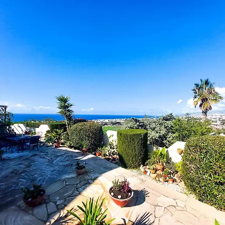 Seaview Luxury Chloraka Paphos, Pool, Smart Tv 65 Inch Klorakas