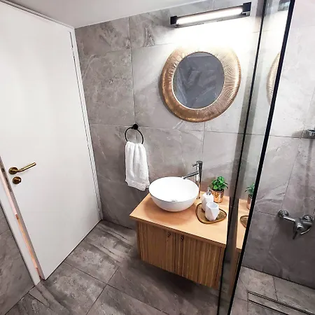 Apartment Seaview Luxury Chloraka Paphos, Pool, Smart Tv 65 Inch *