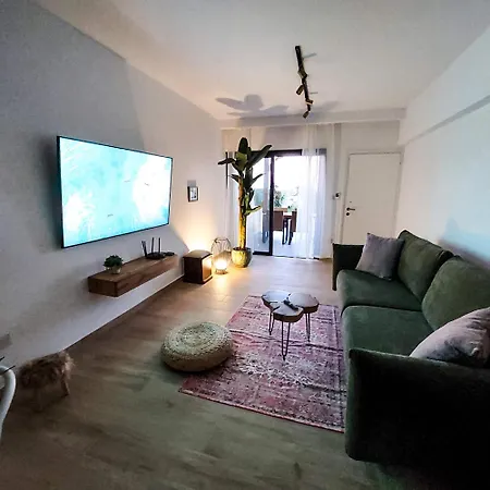 Apartament Seaview Luxury Chloraka Paphos, Pool, Smart Tv 65 Inch *