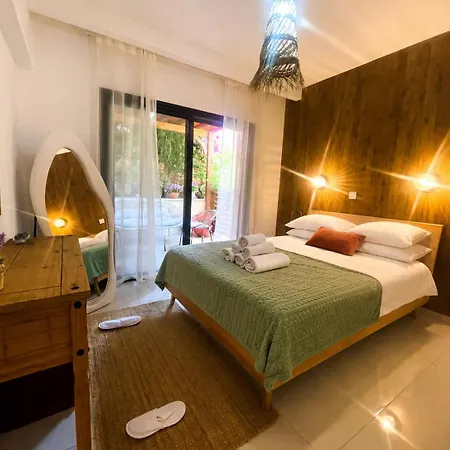 Luxury Sea Views Apt, Patio, Smart Tv 65 Inch, Terrace, Pool *