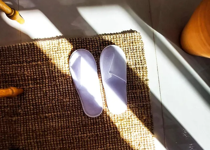 Sea View Luxury In Acropaphos, Patio, Terrace, Pool, Tv 65 Inch