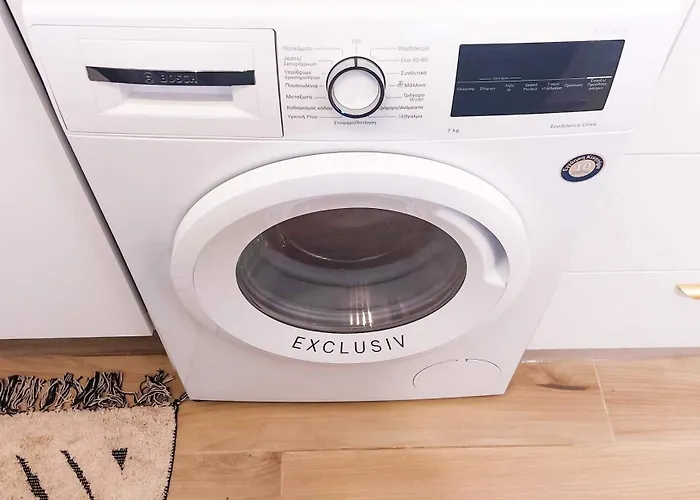 Sea View Luxury In Acropaphos, Patio, Terrace, Pool, Tv 65 Inch * Klorakas