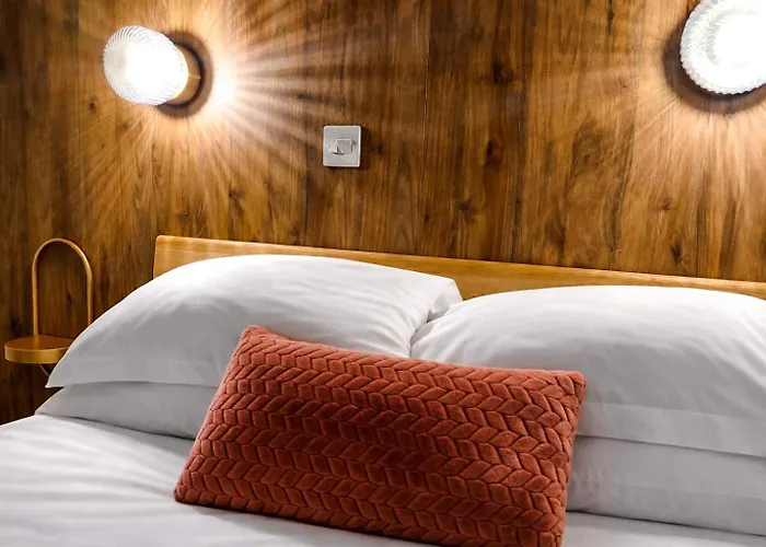 Sea View Luxury In Acropaphos, Patio, Terrace, Pool, Tv 65 Inch Apartament *